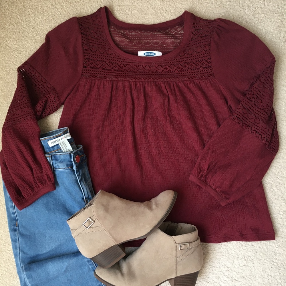 Girls top, jeggings, and boots bundle